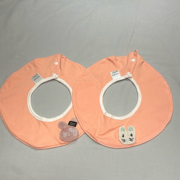 Peach Baby Bibs with Cute Animal Designs - Picture 2 of 3